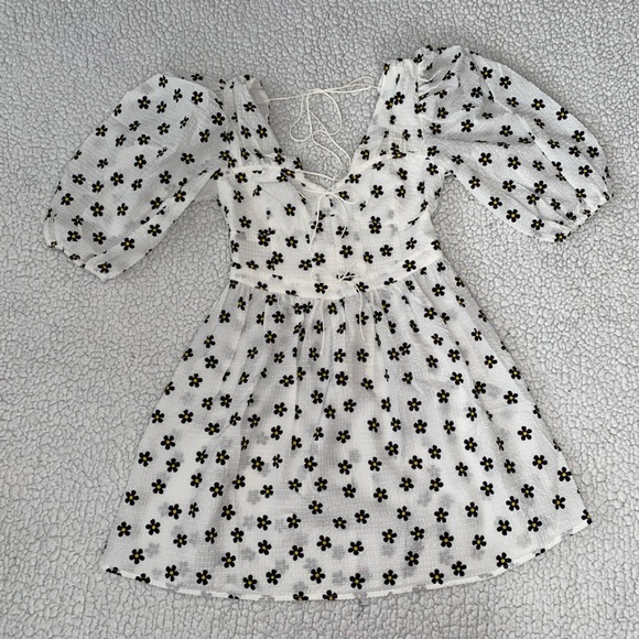 For Love and Lemons Black and White Floral Puff Sleeve Dress - Picture 4 of 5